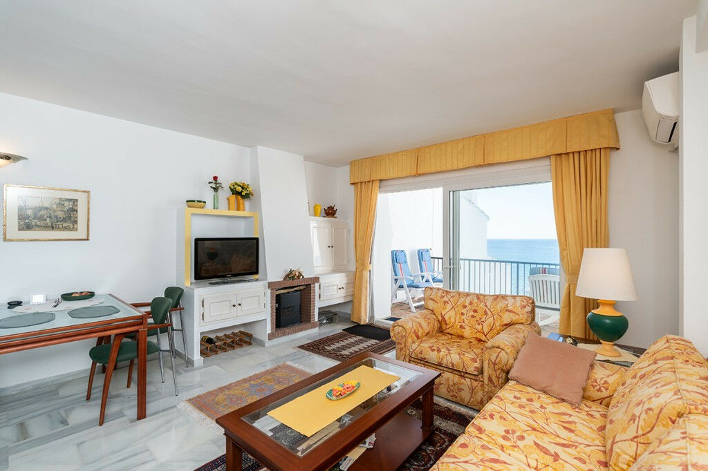 Penthouse Duplex Calahonda Málaga - image 5