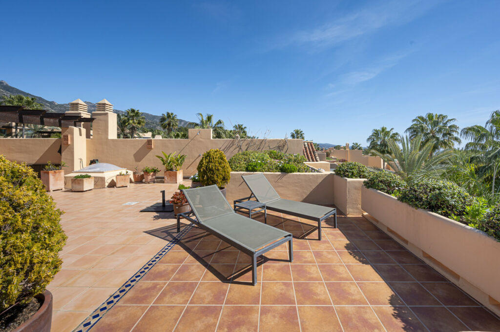 Penthouse The Golden Mile Málaga - image 5