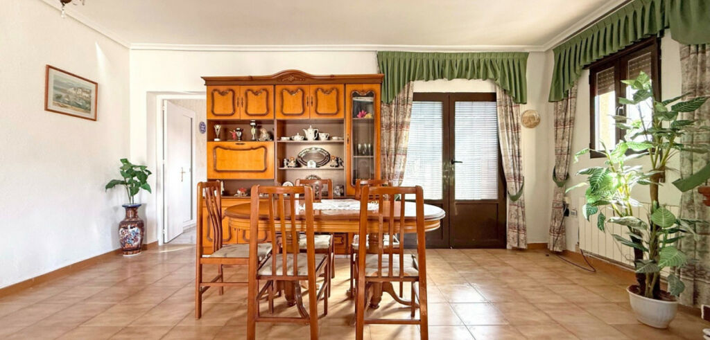 Detached Villa Torrevieja Alicante - image 5