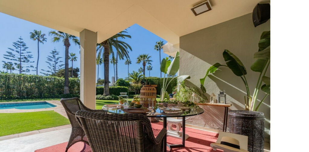 Detached Villa Sotogrande Cádiz - image 5