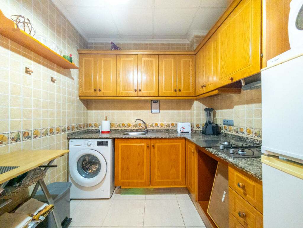 Ground Floor Apartment Torrevieja Alicante - image 3