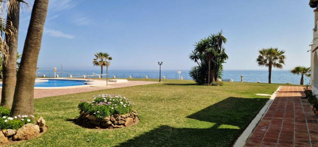Ground Floor Apartment Calahonda Málaga - image 14