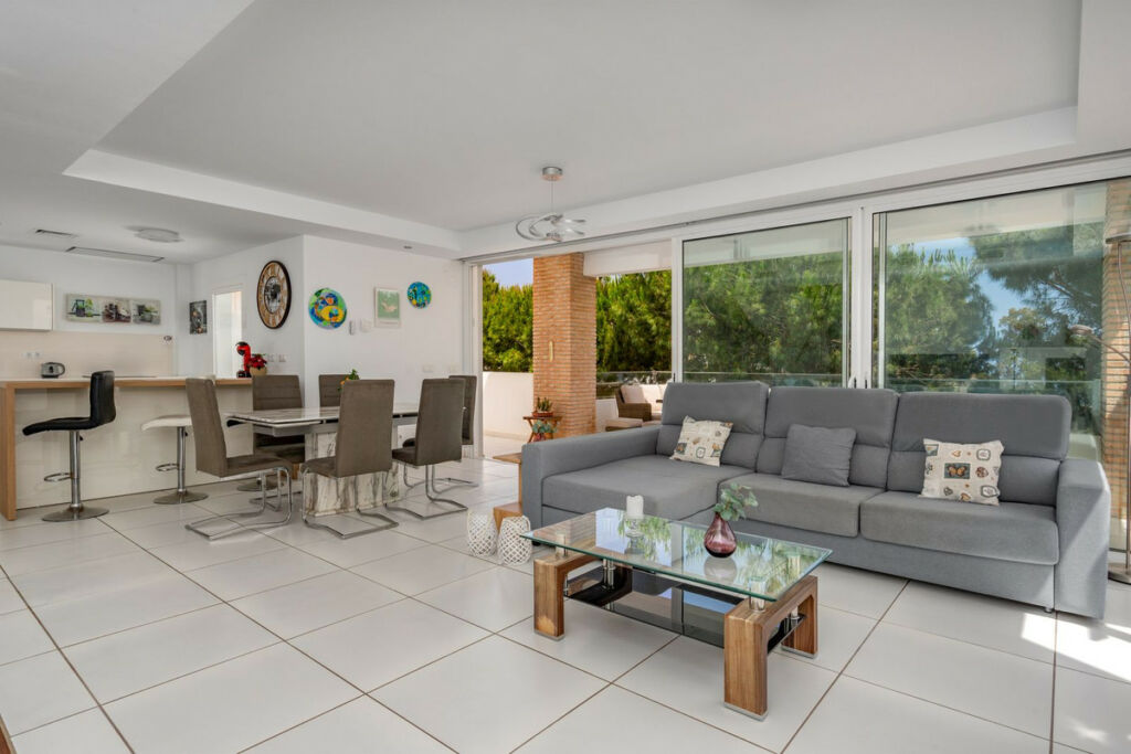 Detached Villa Benalmadena Málaga - image 9