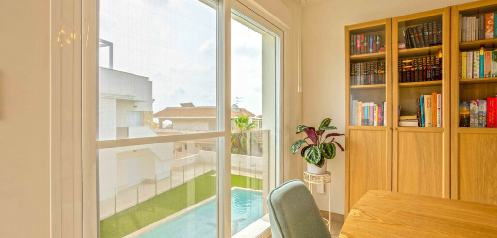 Penthouse Villamartin Alicante - image 5