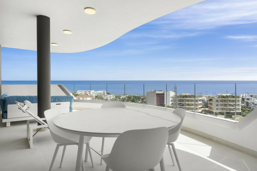 Middle Floor Apartment Fuengirola Málaga