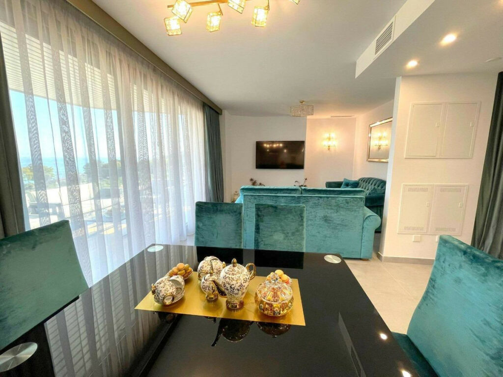 Middle Floor Apartment Villajoyosa Alicante - image 5
