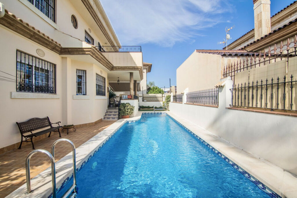 Detached Villa Almoradi Alicante - image 5