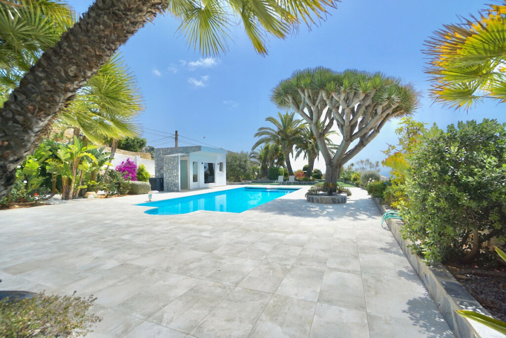 Detached Villa Montemar Alicante - image 5