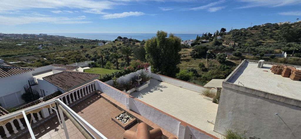 Detached Villa Nerja Málaga - image 5