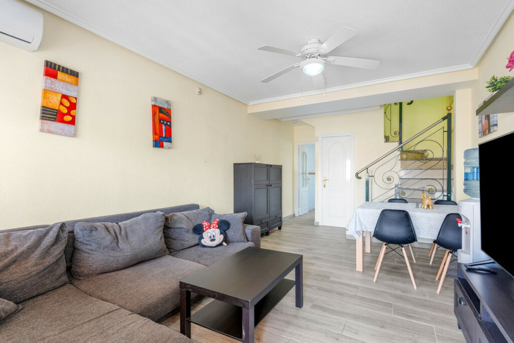 Townhouse Dona Pepa Alicante - image 5