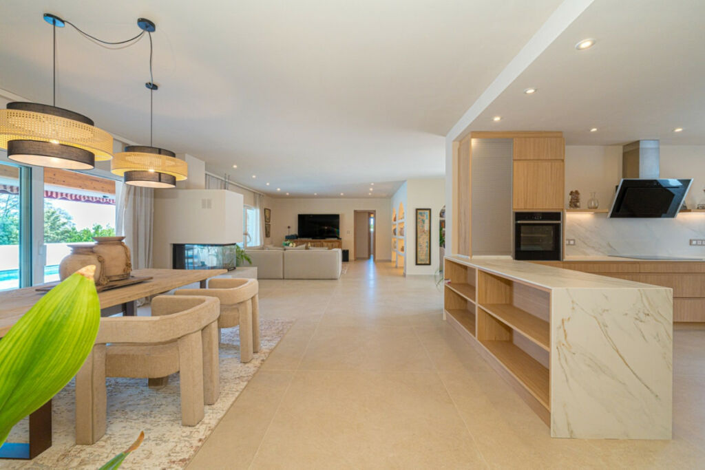 Detached Villa Denia Alicante - image 5