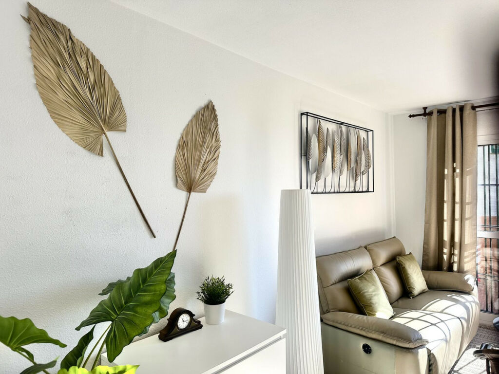 Ground Floor Apartment Calahonda Málaga - image 5