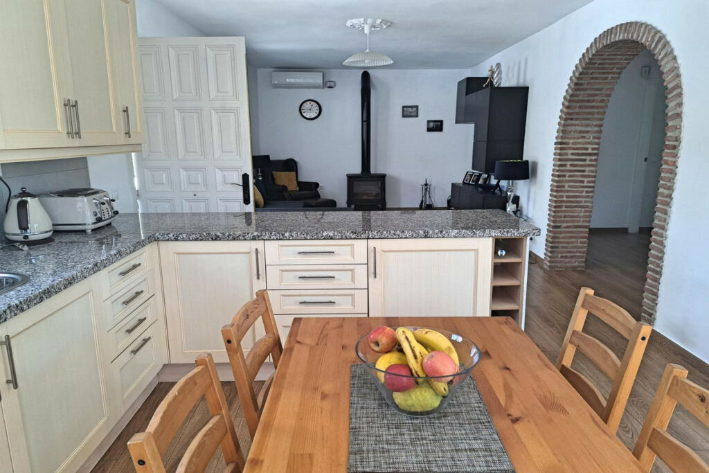 Detached Villa Coín Málaga - image 5