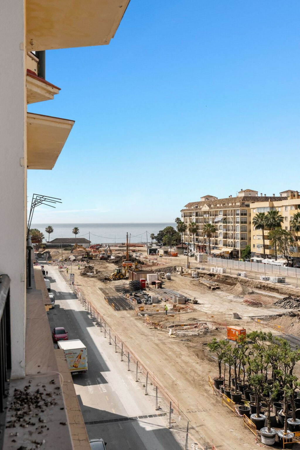 Top Floor Apartment Estepona Málaga - image 5