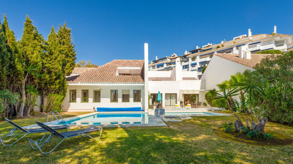 Semi-Detached House Puerto Banús Málaga - image 3