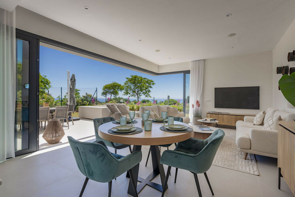 Semi-Detached House Casares Playa Málaga - image 5