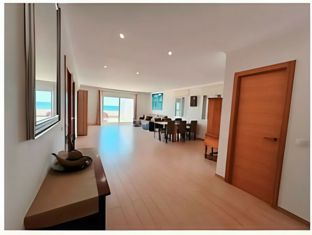 Detached Villa Estepona Málaga - image 6