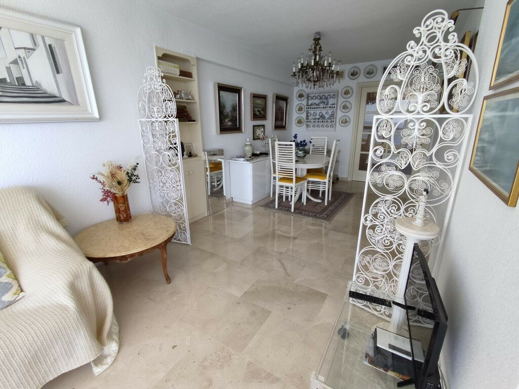 Middle Floor Apartment Benidorm Alicante - image 5
