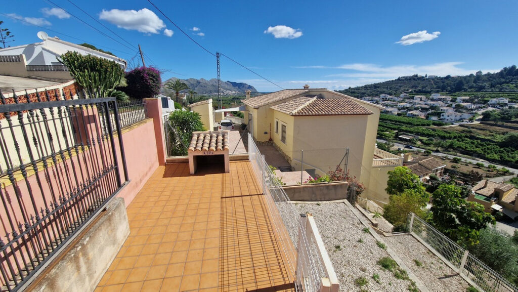 Detached Villa Orba Alicante - image 5