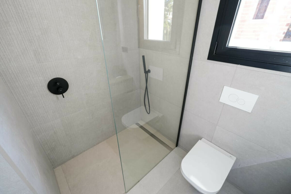 Detached Villa Polop Alicante - image 5