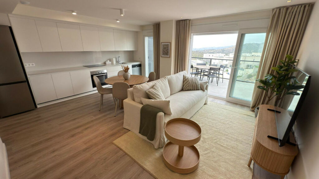 Townhouse Finestrat Alicante - image 5