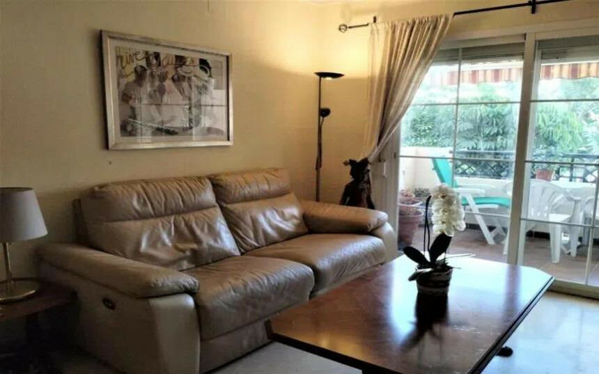 Middle Floor Apartment Arroyo de la Miel Málaga - image 5