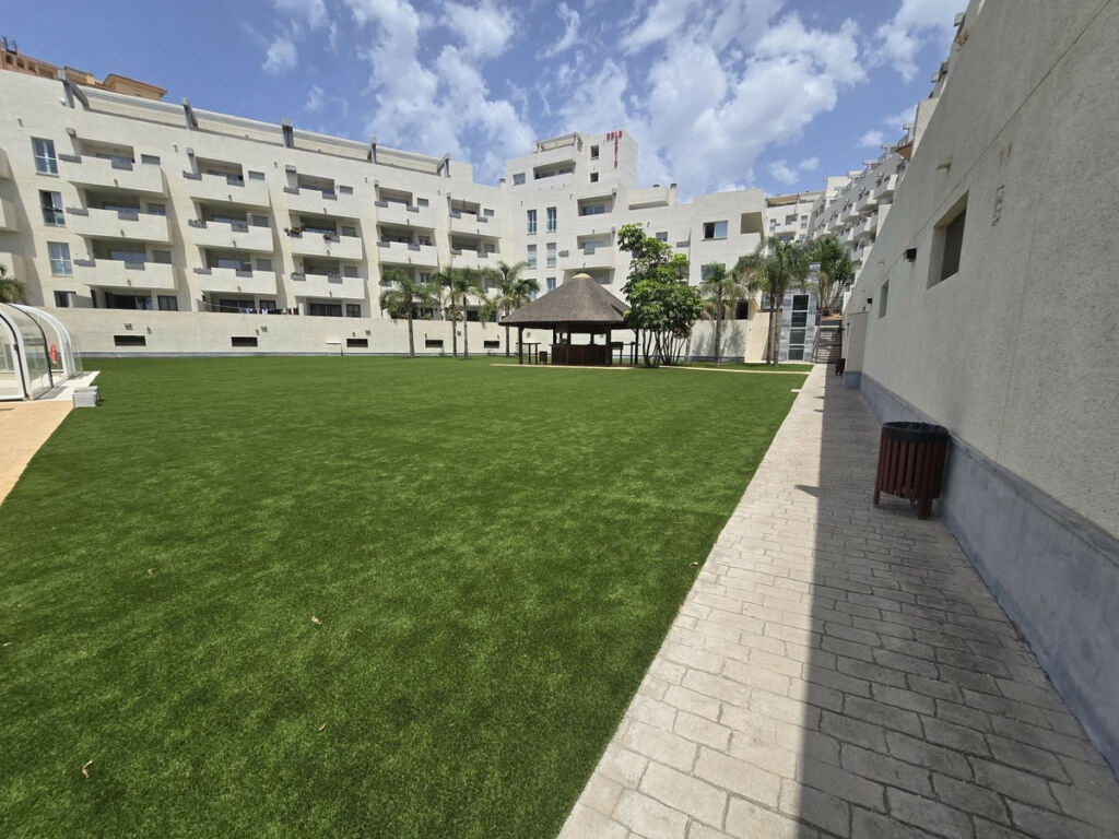 Middle Floor Apartment Riviera del Sol Málaga - image 5