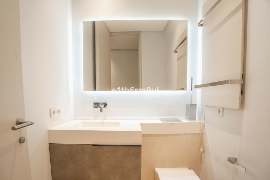 Detached Villa La Quinta Málaga - image 50