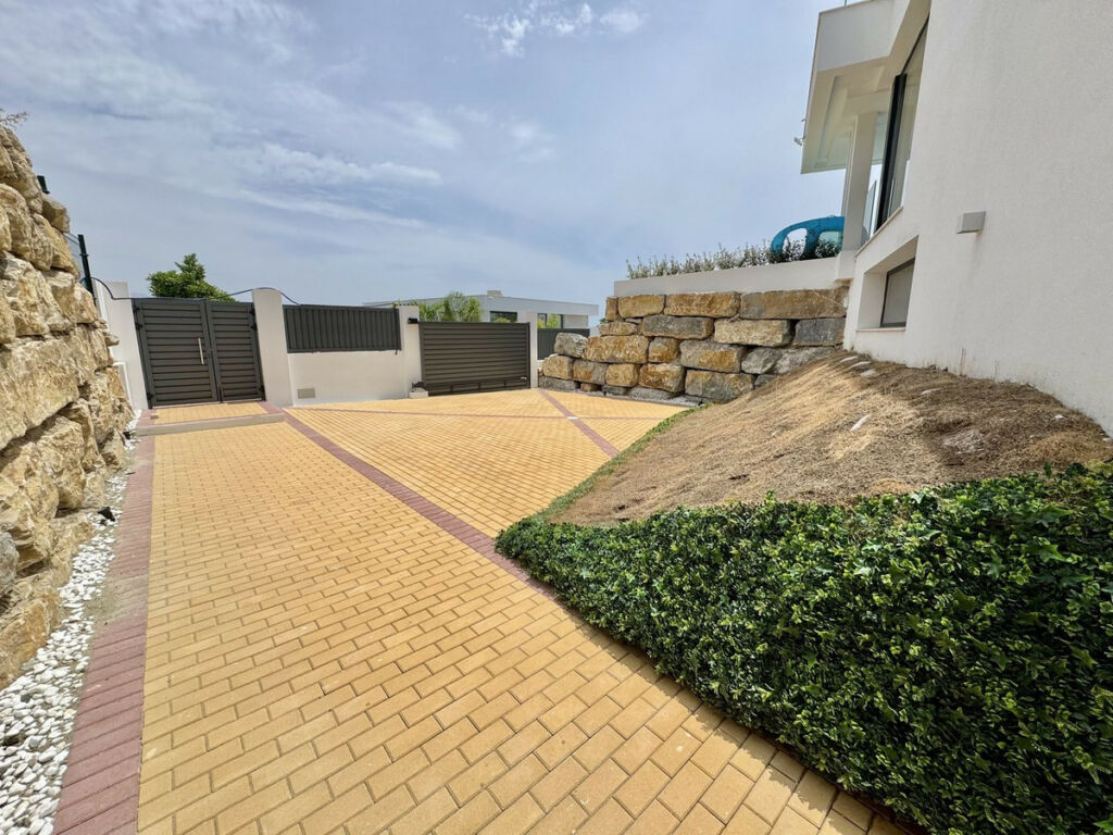 Detached Villa Cancelada Málaga - image 50