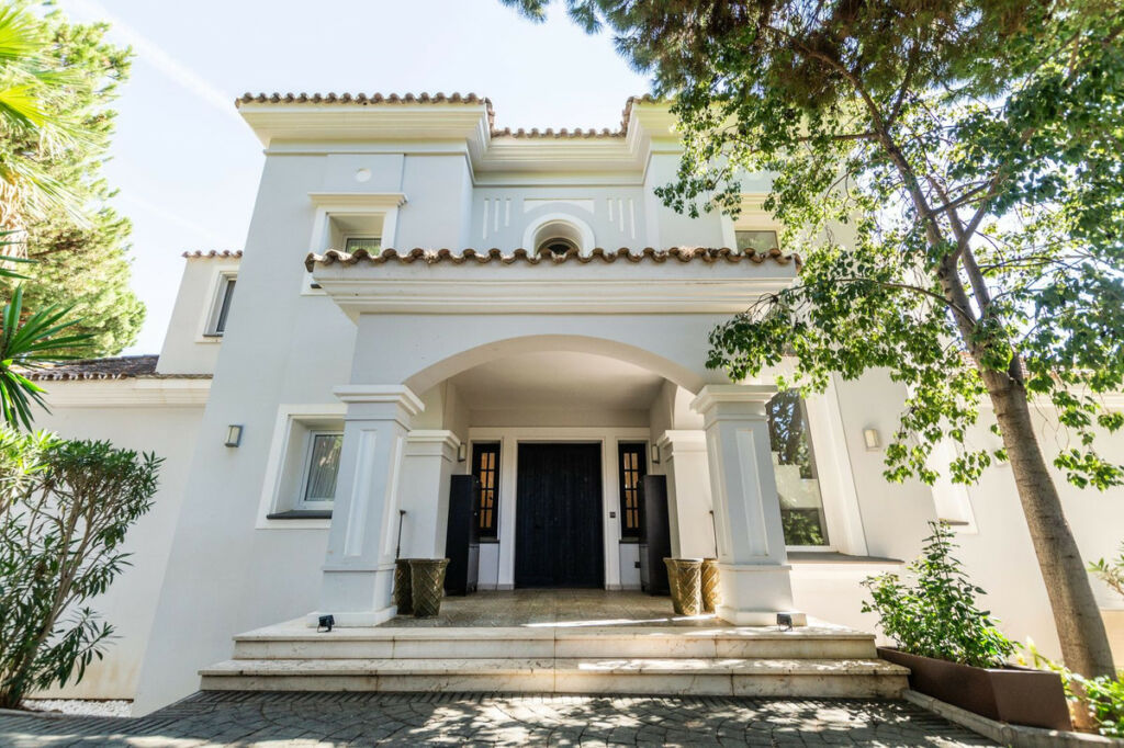 Detached Villa Hacienda Las Chapas Málaga - image 50
