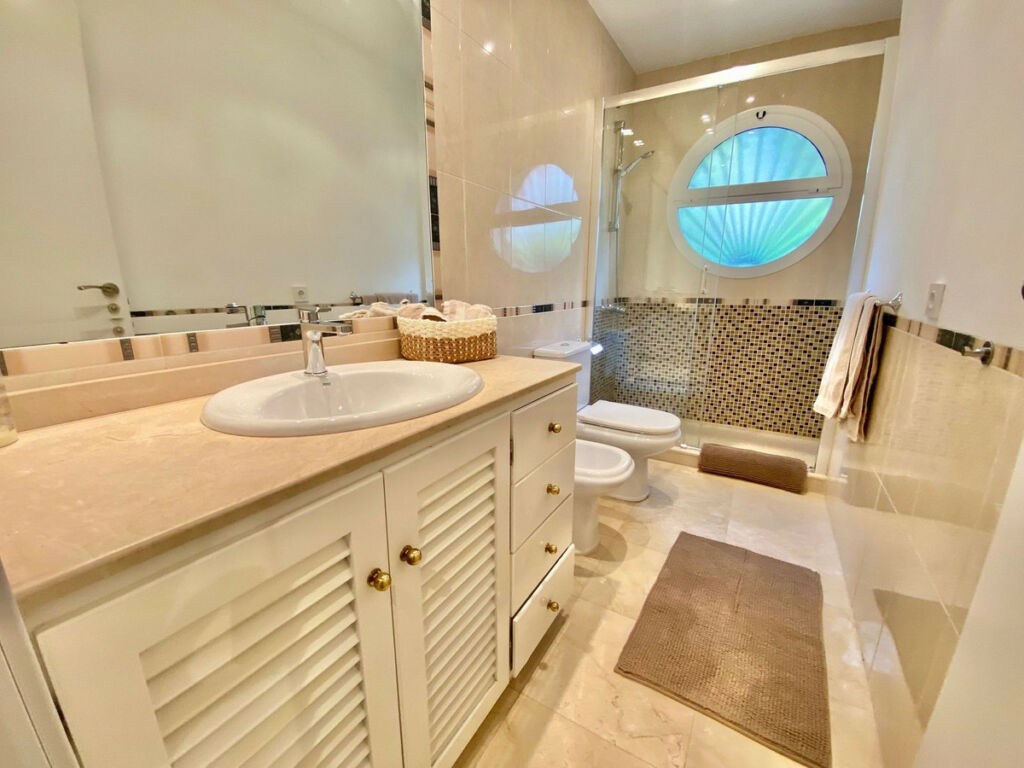 Detached Villa Marbella Málaga - image 51