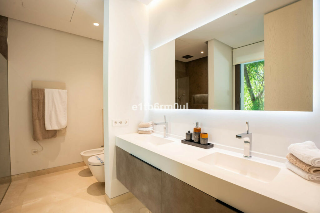 Detached Villa La Quinta Málaga - image 51