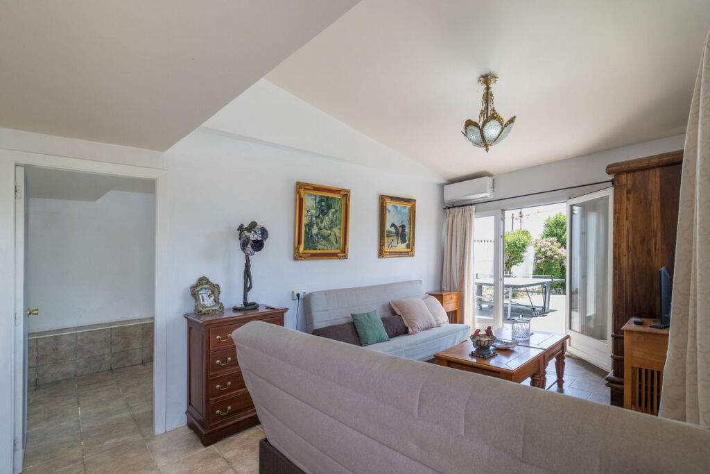 Detached Villa Estepona Málaga - image 65