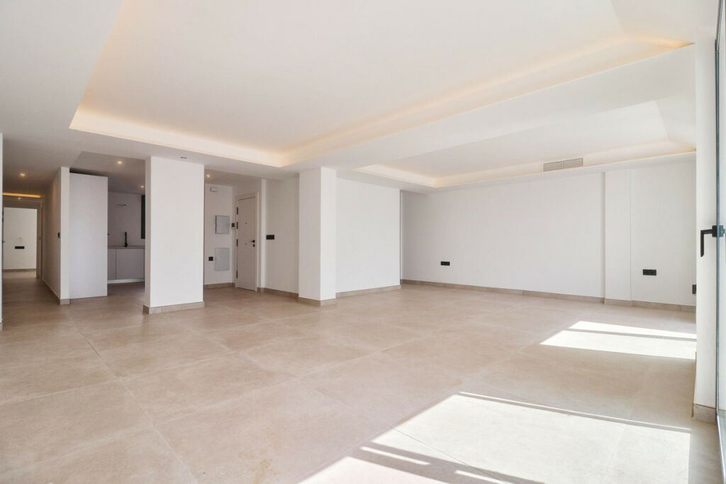 Middle Floor Apartment Fuengirola Málaga - image 51