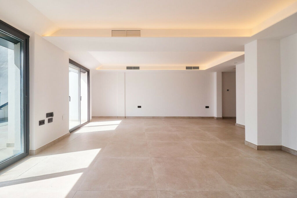 Middle Floor Apartment Fuengirola Málaga - image 52