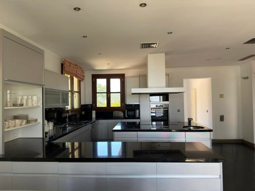 Detached Villa La Zagaleta Málaga - image 54