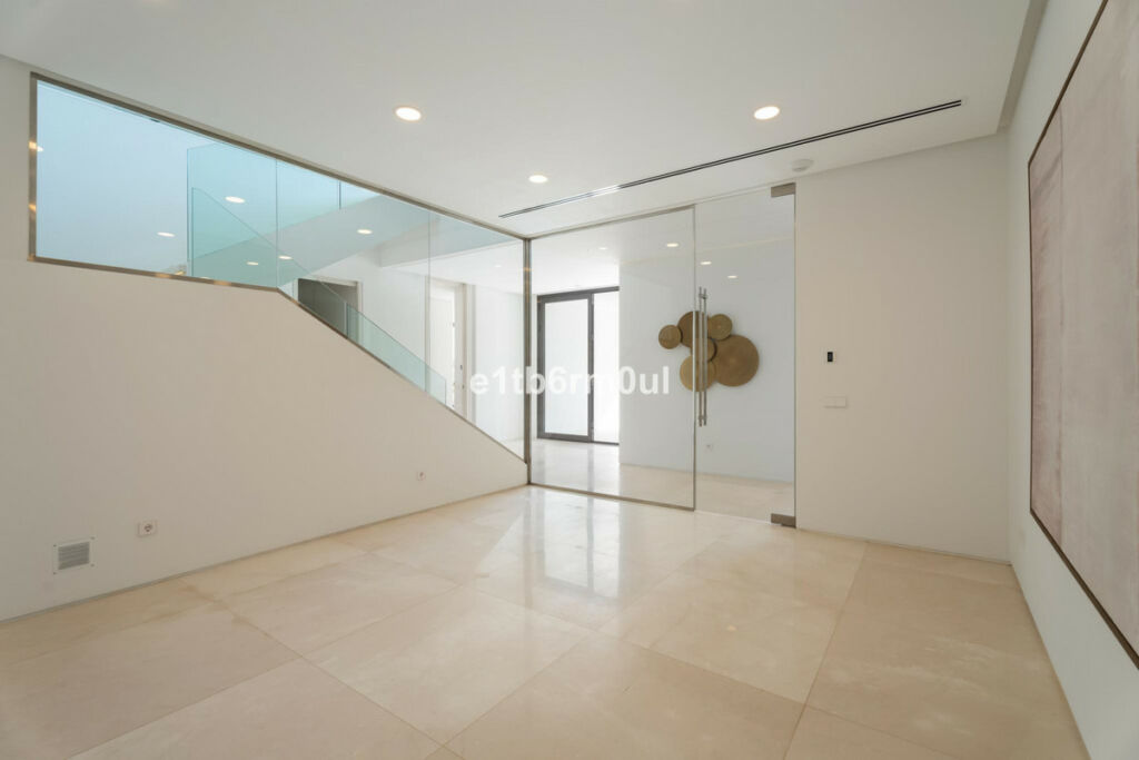 Detached Villa La Quinta Málaga - image 54