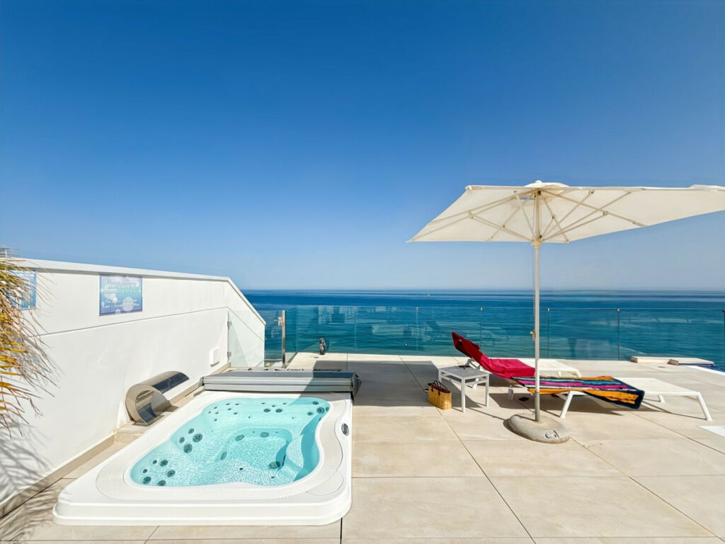 Middle Floor Apartment Estepona Málaga - image 54