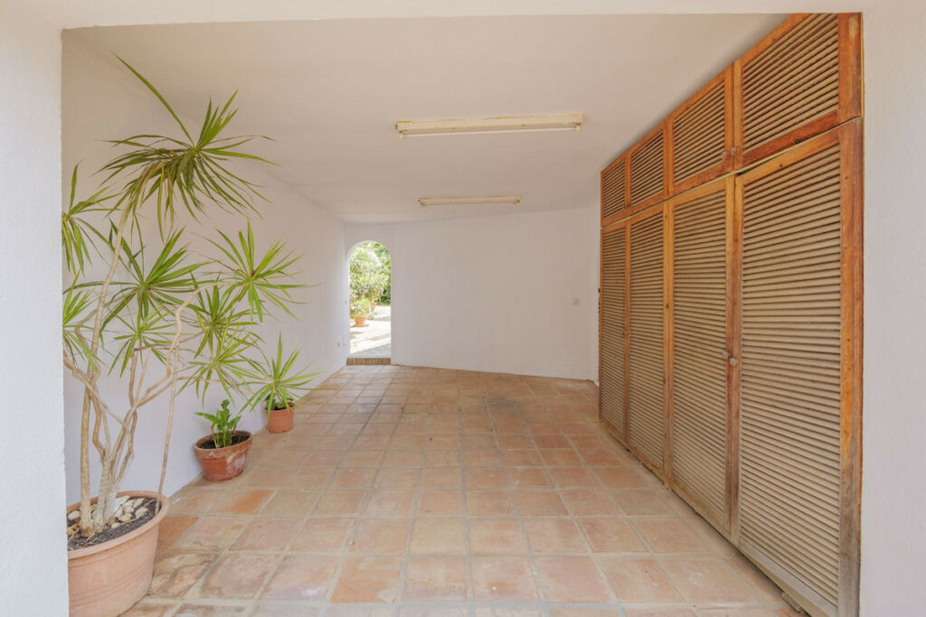 Detached Villa Marbella Málaga - image 54