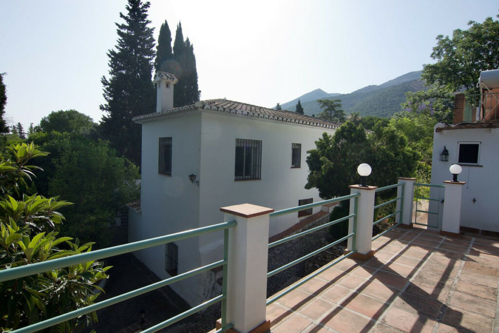 Detached Villa Alhaurín el Grande Málaga - image 56