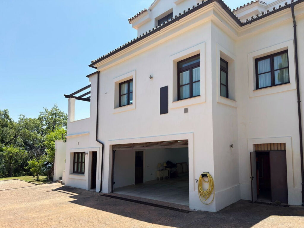 Detached Villa La Zagaleta Málaga - image 57