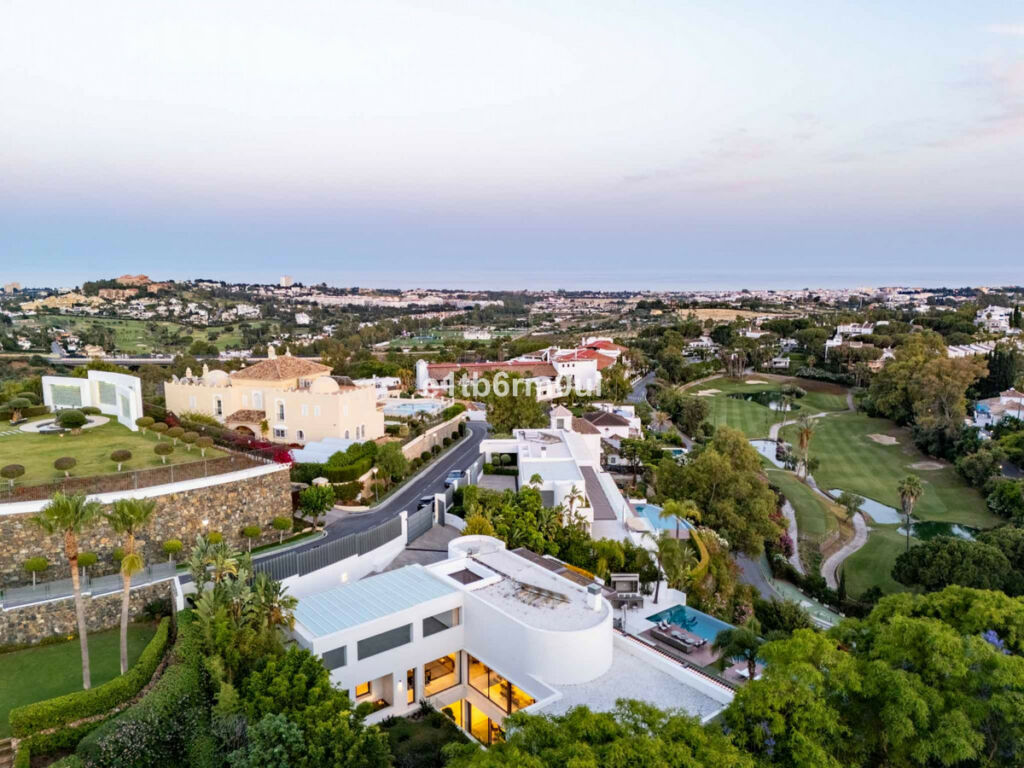 Detached Villa La Quinta Málaga - image 57