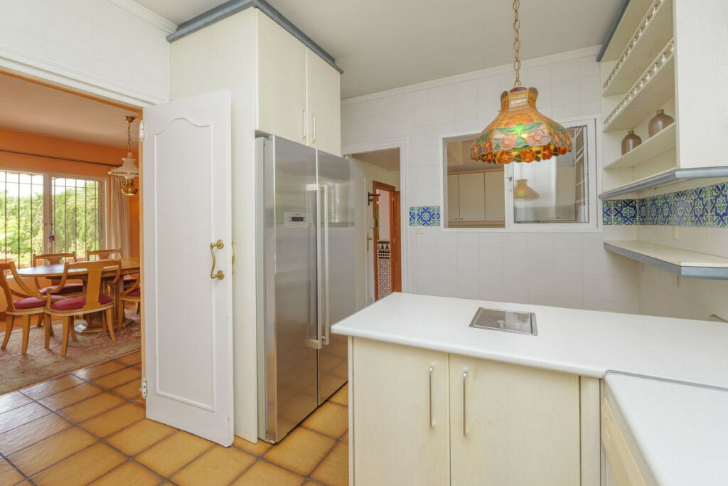 Detached Villa Marbella Málaga - image 57