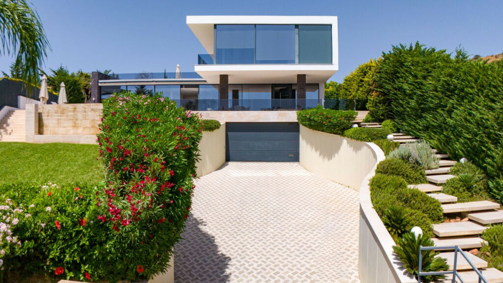 Detached Villa Nueva Andalucía Málaga - image 52