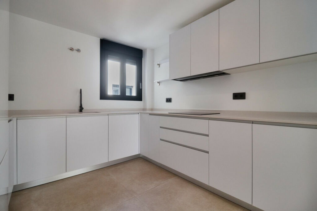 Middle Floor Apartment Fuengirola Málaga - image 57