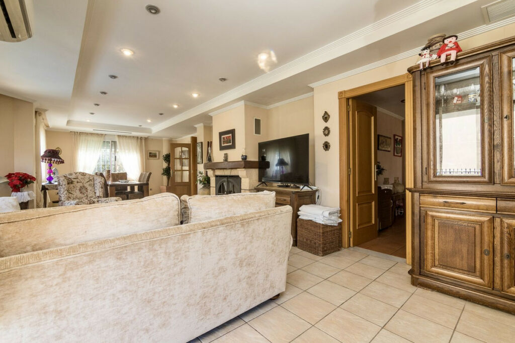 Detached Villa Almoradi Alicante - image 58