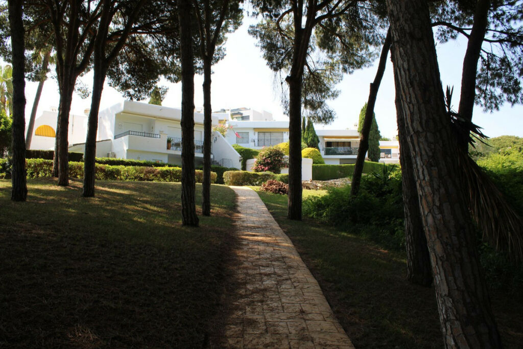 Semi-Detached House Cabopino Málaga - image 58
