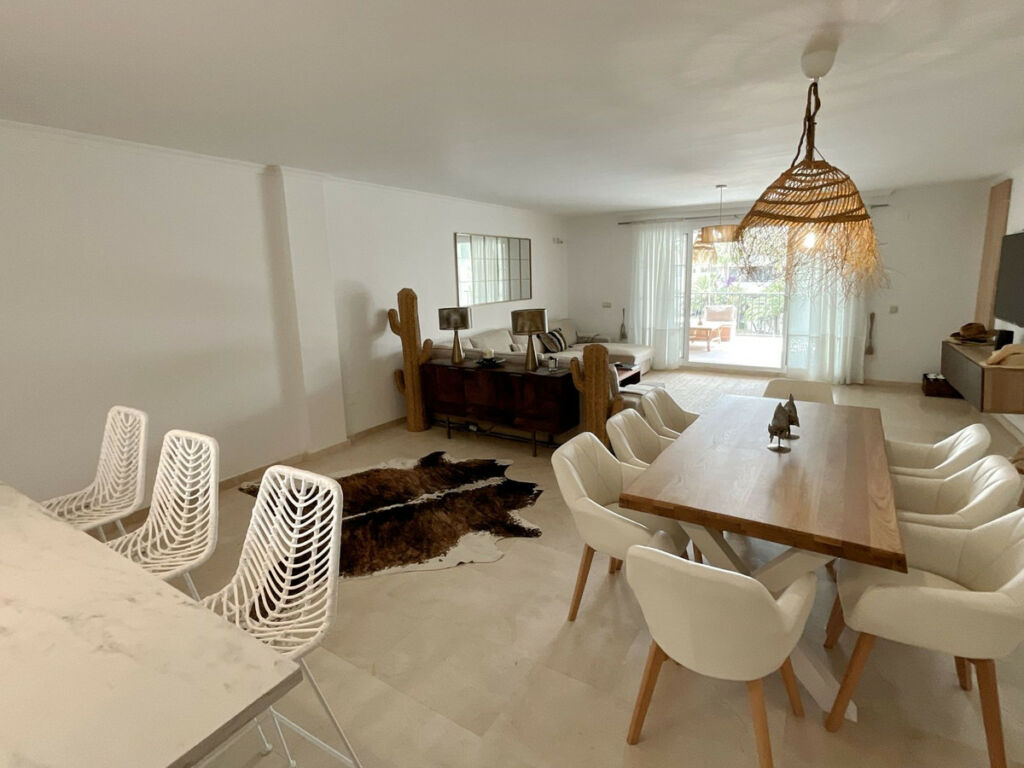 Middle Floor Apartment Sotogrande Marina Cádiz - image 6