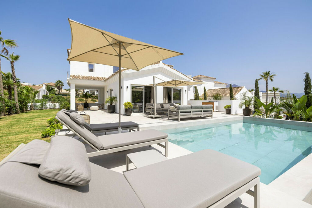 Detached Villa Casares Playa Málaga - image 6