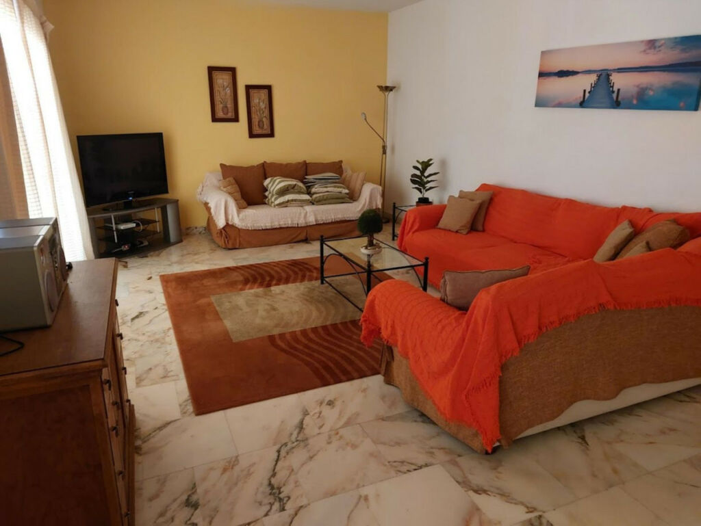 Ground Floor Apartment La Cala Málaga - image 15